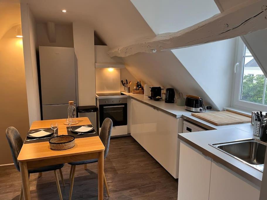 Appartement Avec Terrasse En Plein Coeur De Vernon Vernon  Kültér fotó