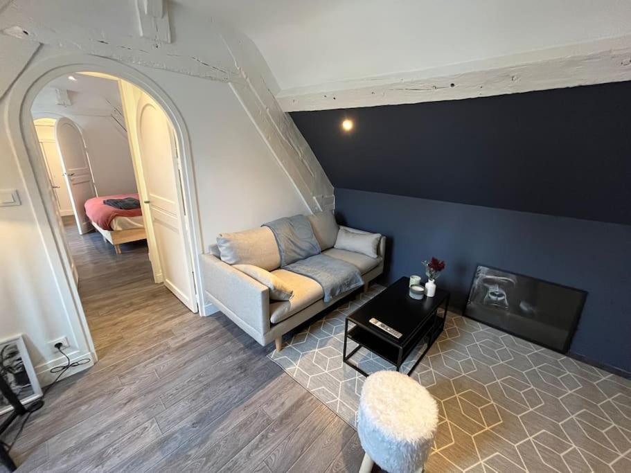 Appartement Avec Terrasse En Plein Coeur De Vernon Vernon  Kültér fotó
